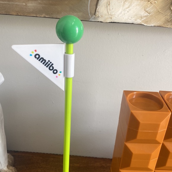 Nintendo Amiibo Super Mario Bros. End Level Display Stand. COMPLETE Set! - Picture 4 of 8